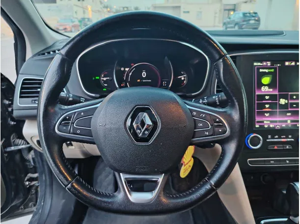 Car image 22