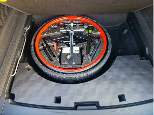 Car image 41