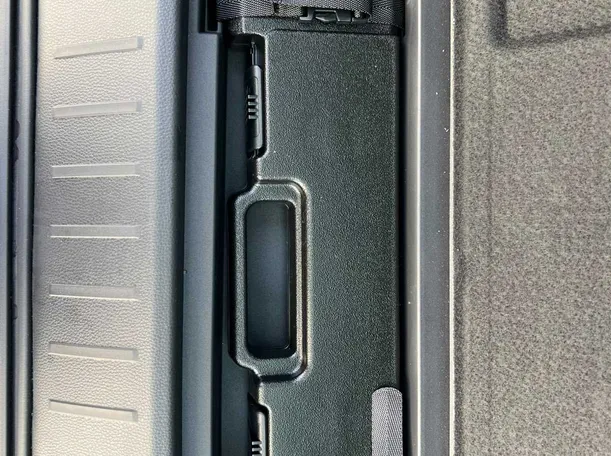 Car image 39