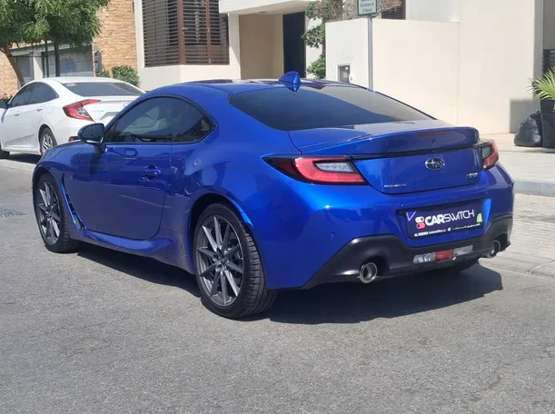 Car image 7