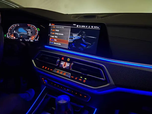 Car image 21