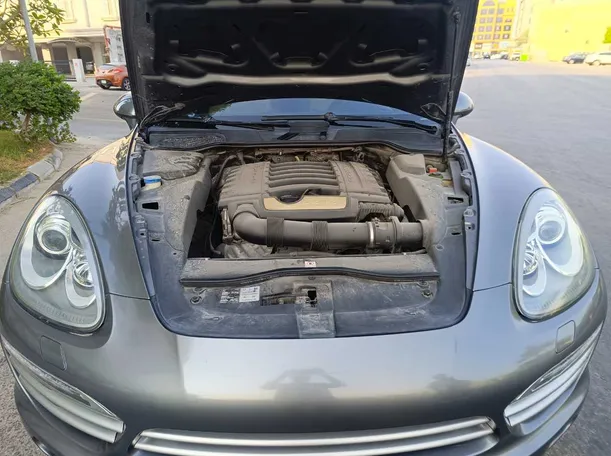 Car image 41