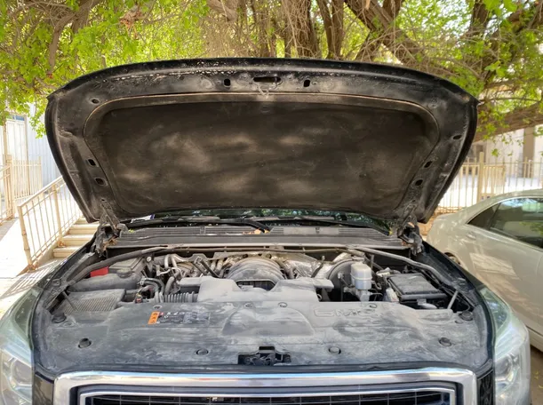 Car image 24
