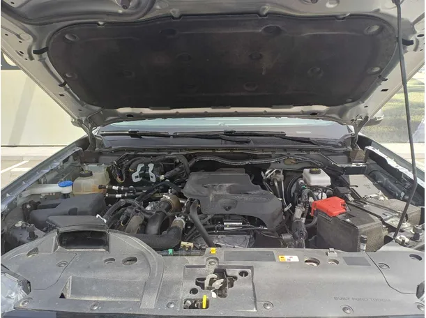 Car image 24