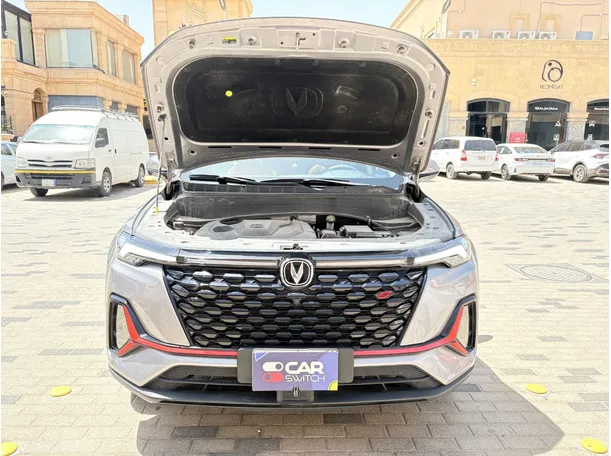 Car image 30