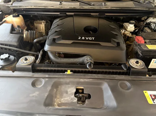 Car image 27