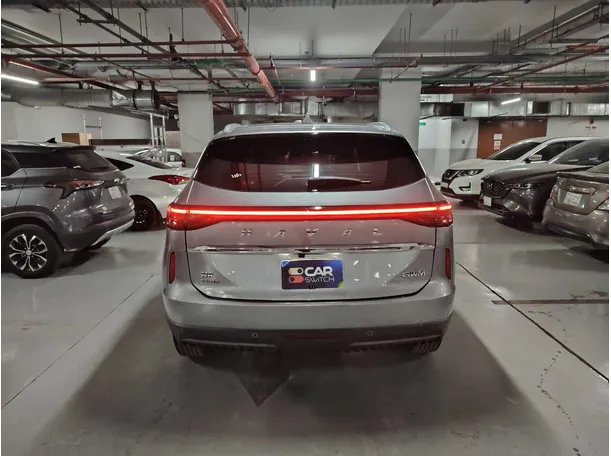 Car image 6