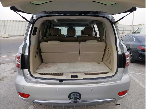 Car image 24