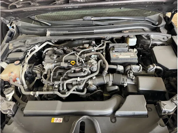 Car image 18