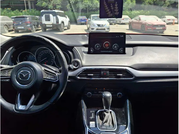 Car image 16