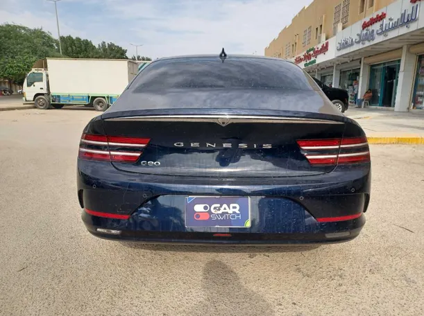 Car image 6