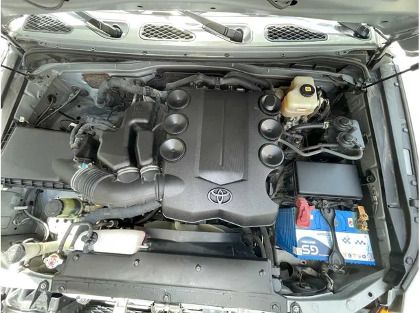 Car image 23