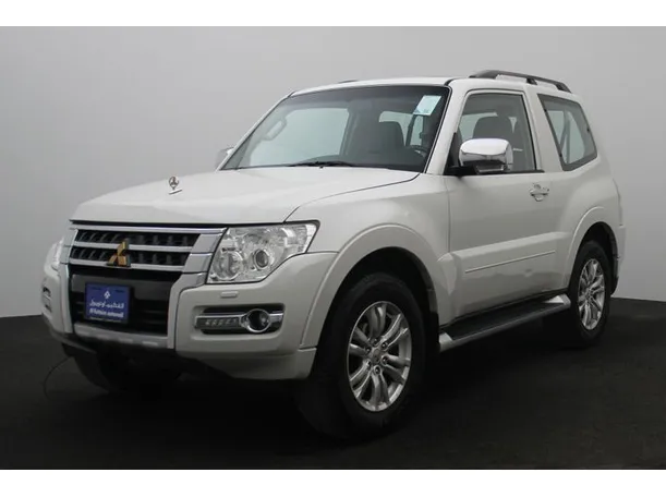2018 Mitsubishi Pajero in Abu Dhabi