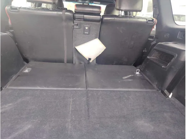Car image 35