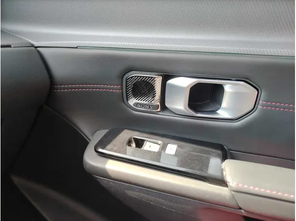Car image 42