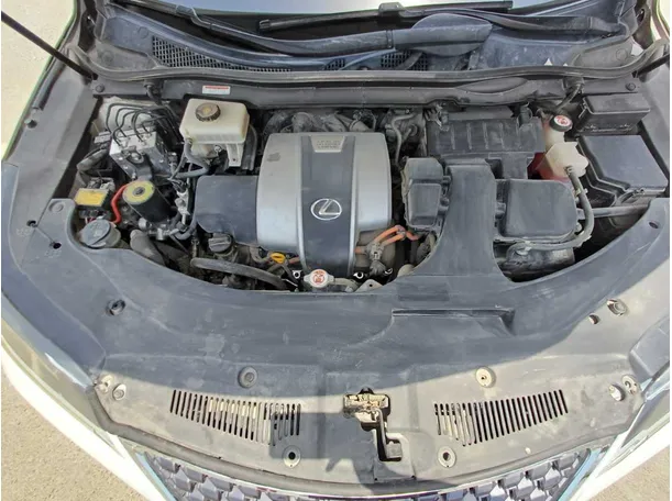 Car image 21
