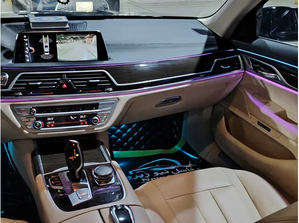 Car image 32