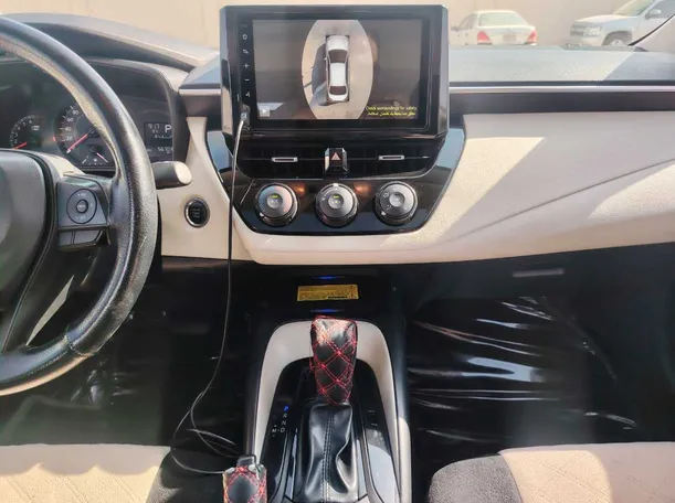 Car image 21