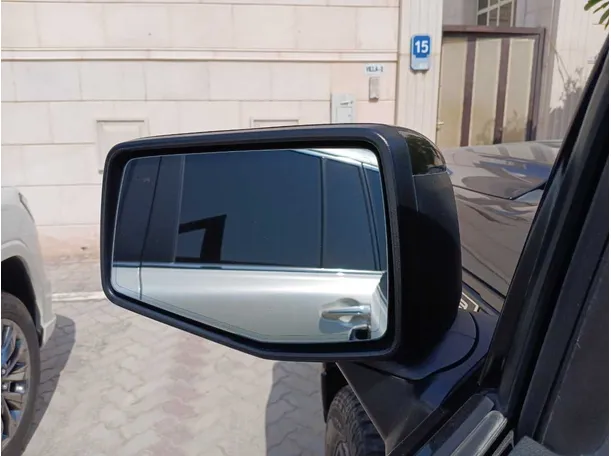 Car image 21
