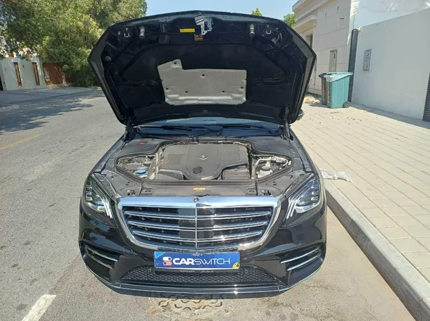 Car image 19