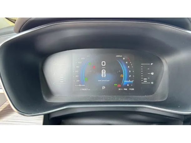 Car image 21