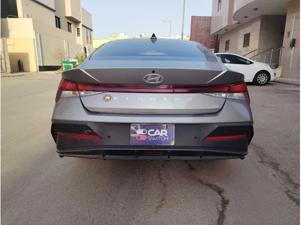 Car image 6