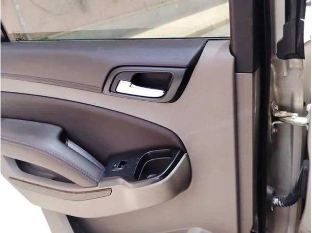 Car image 29