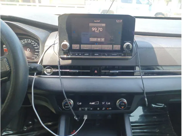 Car image 15