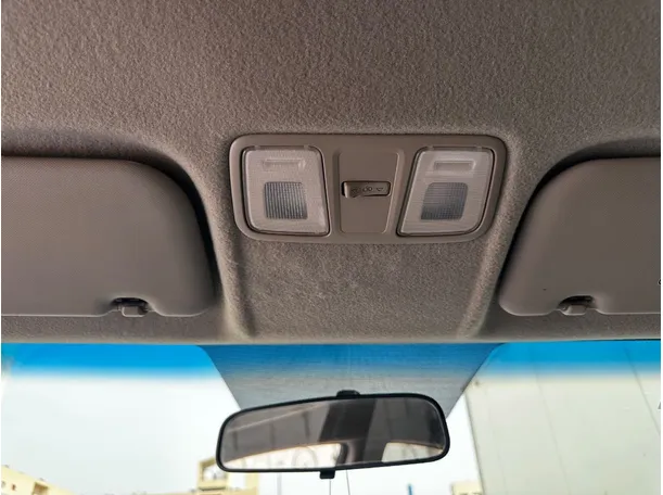 Car image 23
