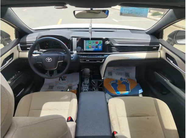 Car image 21