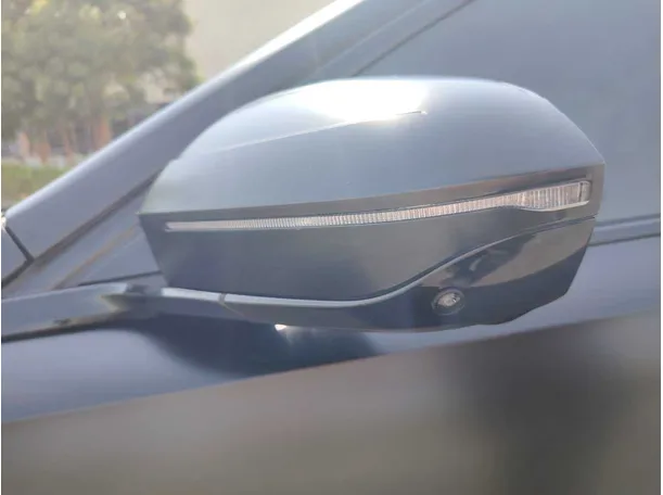Car image 36