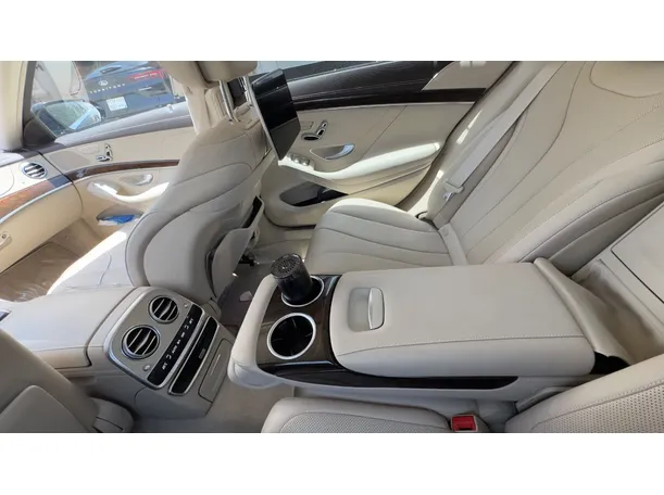 Car image 25