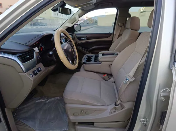 Car image 18