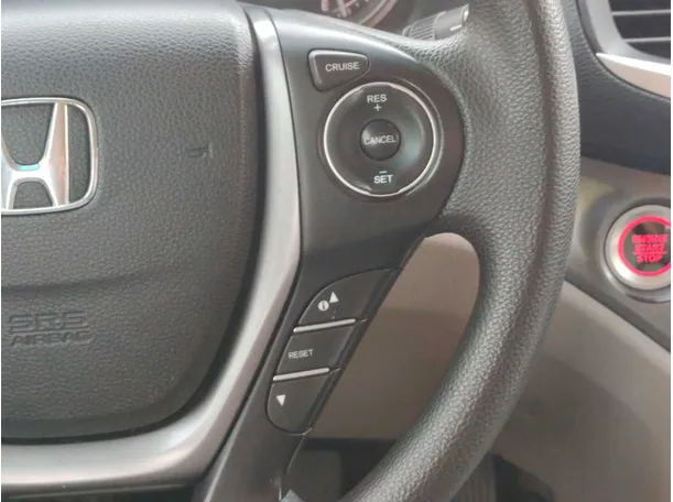 Car image 29