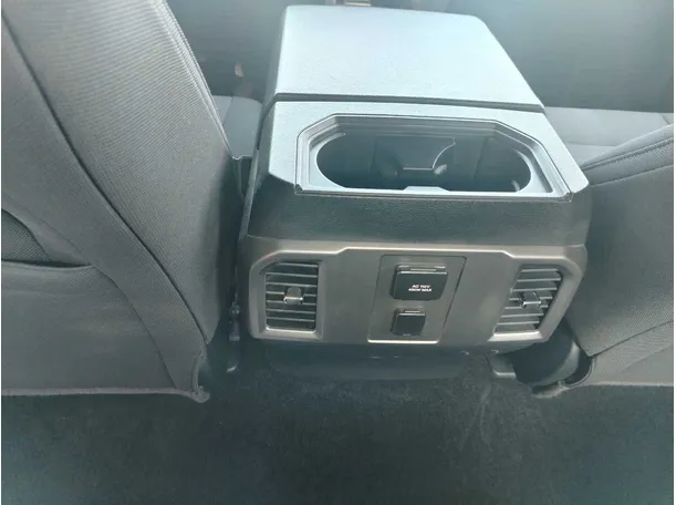 Car image 36