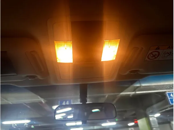 Car image 21