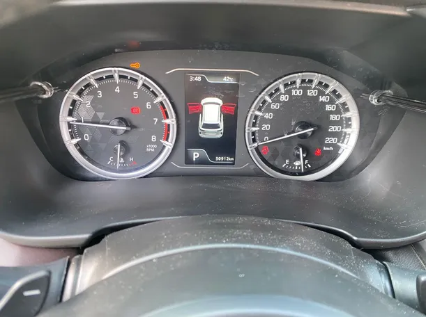 Car image 18