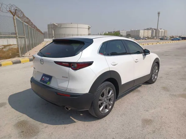 Car image 5