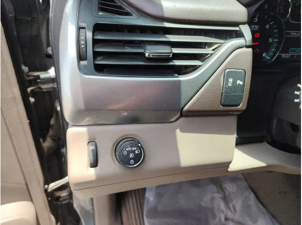 Car image 39