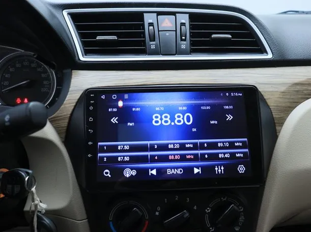 Car image 5