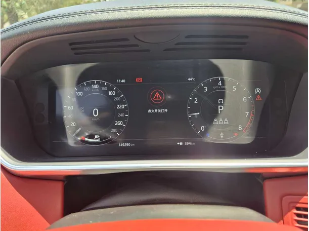 Car image 18