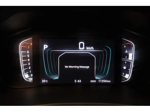 Car image 6