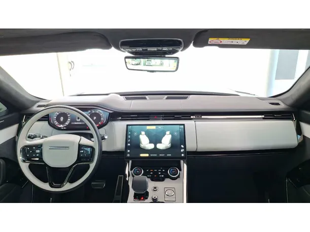 Car image 17