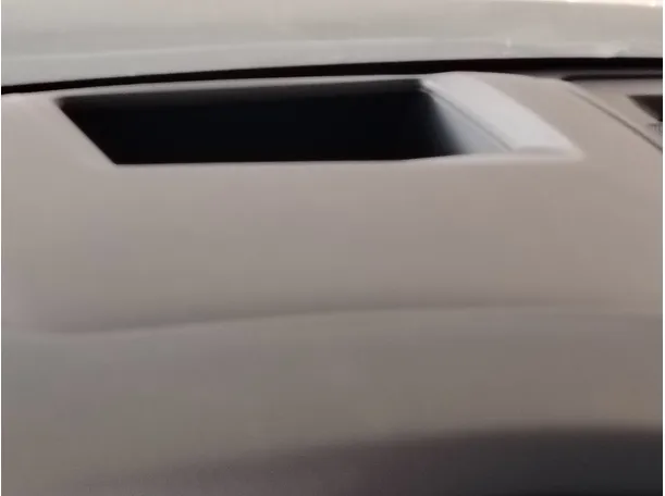 Car image 35