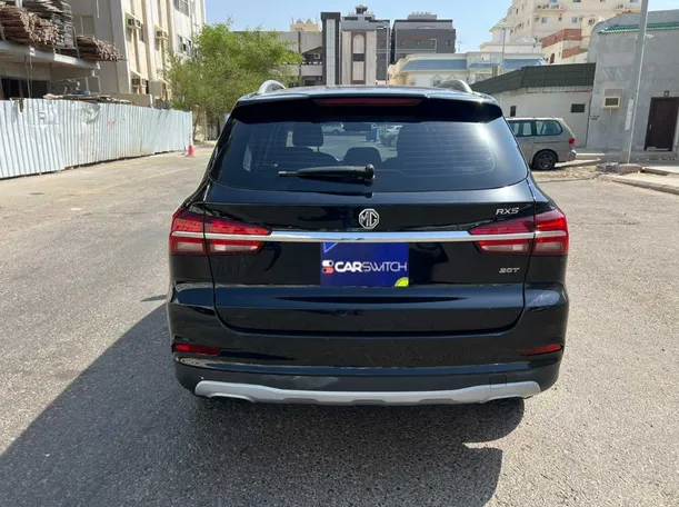 Car image 6