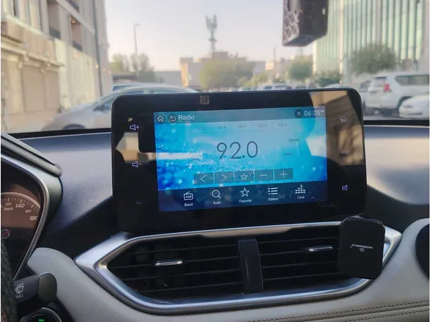 Car image 21