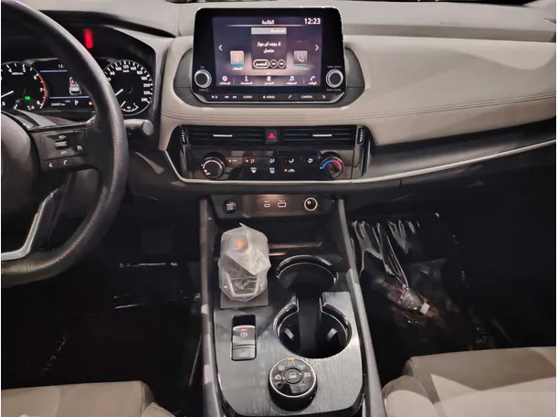 Car image 22