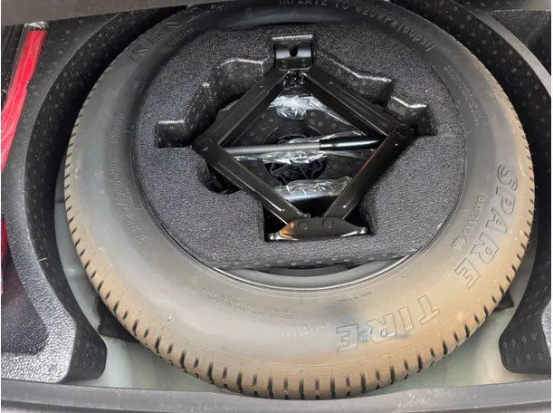 Car image 22