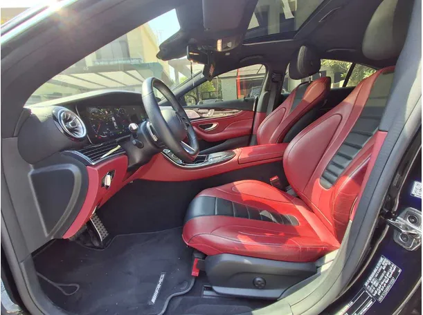 Car image 13