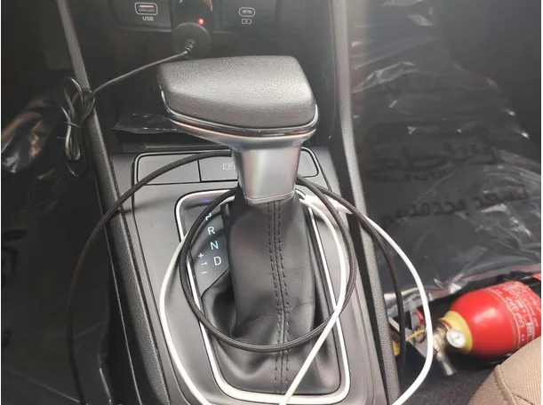 Car image 18